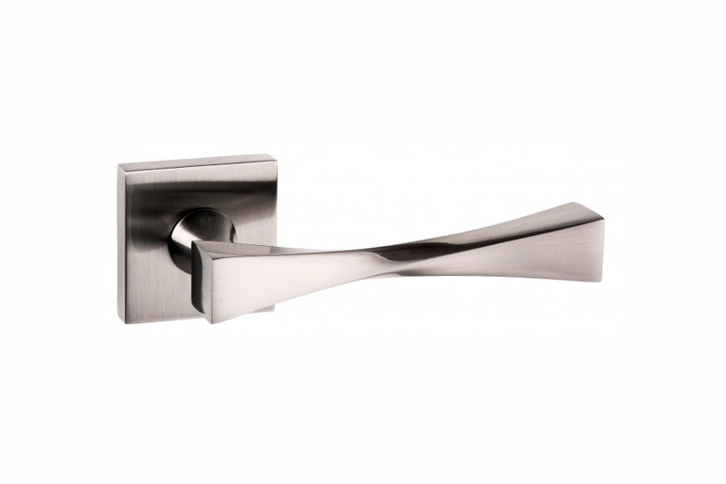 Atlantic Senza Pari Guido Lever Door Handle on Flush Square Rose - Satin Nickel