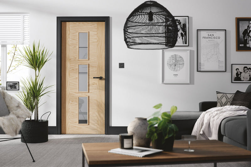 Sofia Glazed 3L Pre finished Oak Door Kit