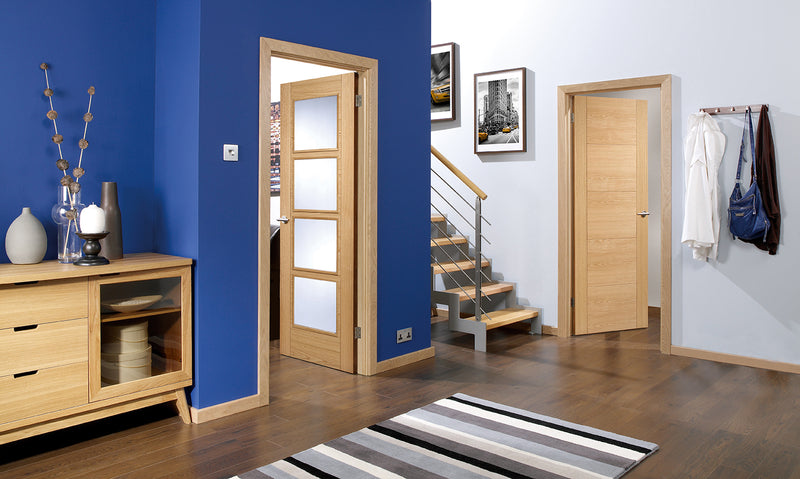 Pre-Assembled Vancouver Glazed 4L Pre finished Oak Door Set